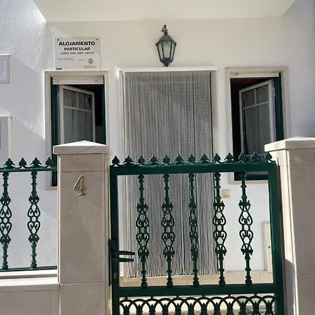 Moradia Da Ilda - *